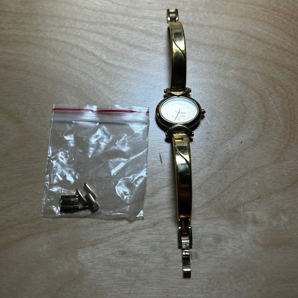 Giorgio Beverly Hills watch - Picture 3 of 8